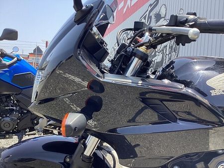 ホンダ CB400スーパーボルドール CB400スーパーボルドールABS E Package エンジンガード搭載 19