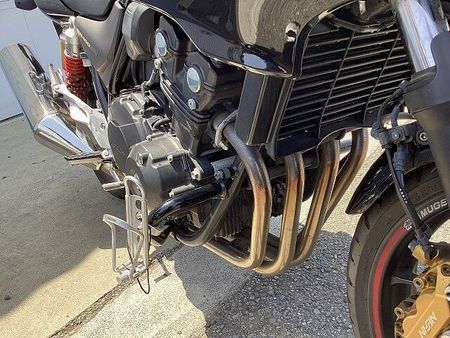 ホンダ CB400スーパーボルドール CB400スーパーボルドールABS E Package エンジンガード搭載 32