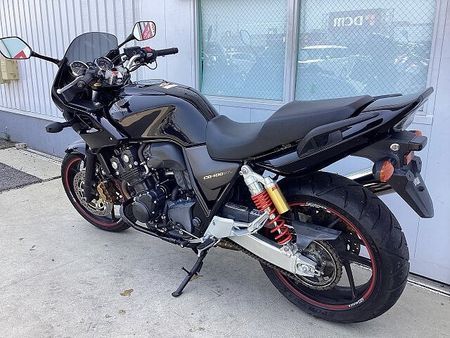 ホンダ CB400スーパーボルドール CB400スーパーボルドールABS E Package エンジンガード搭載 4
