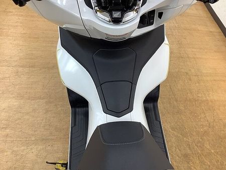 ホンダ PCX125 PCX125 バックレストなど嬉しいカスタム車両!!! 31