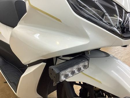 ホンダ PCX125 PCX125 バックレストなど嬉しいカスタム車両!!! 40