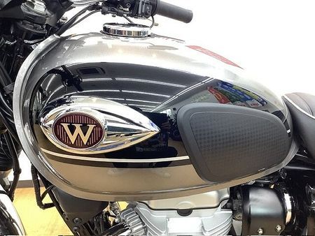 カワサキ W800 W800!(2024年モデル、ワンオーナー車)グリップヒーター、ETC標準装備! 17