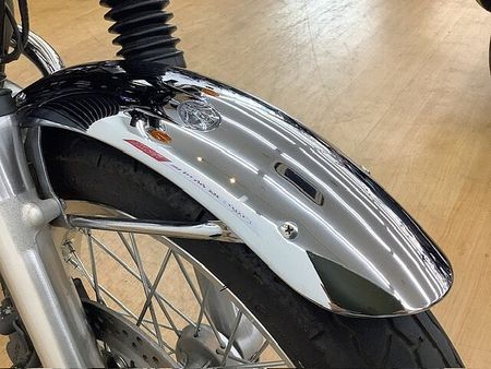 カワサキ W800 W800!(2024年モデル、ワンオーナー車)グリップヒーター、ETC標準装備! 32