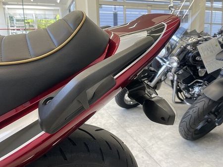 ホンダ CB400スーパーボルドール CB400 SUPER BOL D'OR HYPER VTEC Revo 2019年モデル 26