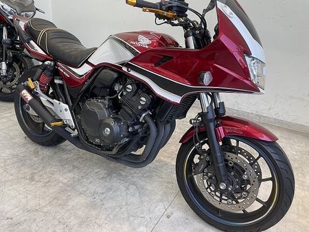ホンダ CB400スーパーボルドール CB400 SUPER BOL D'OR HYPER VTEC Revo 2019年モデル 3