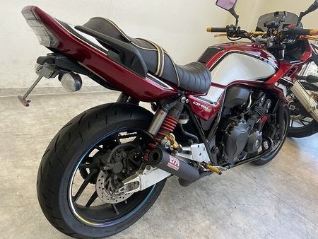 ホンダ CB400スーパーボルドール CB400 SUPER BOL D'OR HYPER VTEC Revo 2019年モデル 4