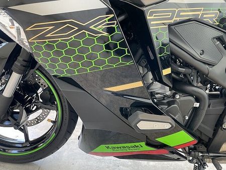 カワサキ ZX-25R Ninja ZX-25R SE【マル得】2021年モデル/エンジンスライダー 32