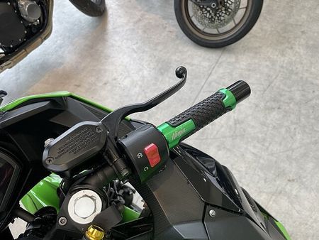 カワサキ ニンジャ 250 【7月限定価格】NINJA250【マル得】2023年モデル/フェンダーレス/カスタムグリッ 39