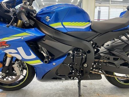 スズキ GSX-R750 GSX-R750 2018年モデル/エンジンスライダー/フェンダーレス/USB電源 34