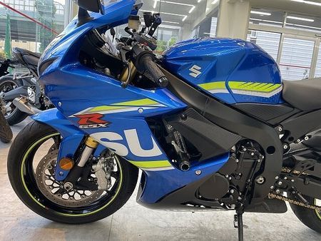 スズキ GSX-R750 GSX-R750 2018年モデル/エンジンスライダー/フェンダーレス/USB電源 35