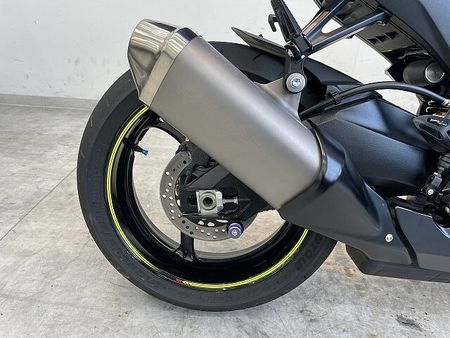 スズキ GSX-R750 GSX-R750 2018年モデル/エンジンスライダー/フェンダーレス/USB電源 4