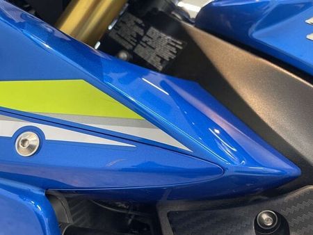スズキ GSX-R750 GSX-R750 2018年モデル/エンジンスライダー/フェンダーレス/USB電源 40