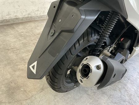 ホンダ PCX125 PCX 2023年モデル/リアボックス付き 21