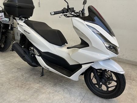 ホンダ PCX125 PCX 2023年モデル/リアボックス付き 3