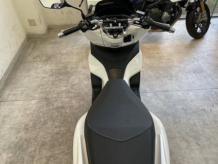 ホンダ PCX125 PCX 2023年モデル/リアボックス付き 23