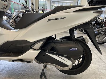 ホンダ PCX125 PCX 2023年モデル/リアボックス付き 25