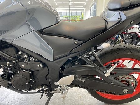 ヤマハ MT-03 (-2013) MT-03【マル得】2021年モデル/USB電源付きスマホホルダー 36