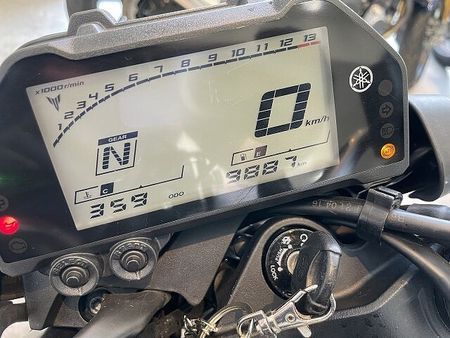 ヤマハ MT-03 (-2013) MT-03【マル得】2021年モデル/USB電源付きスマホホルダー 7