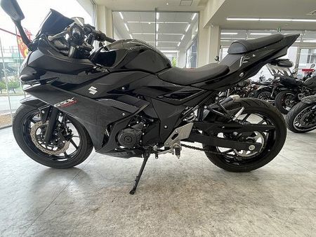 スズキ GSX250R GSX250R 2021年モデル/USB電源/スクリーン/フェンダーレス 13