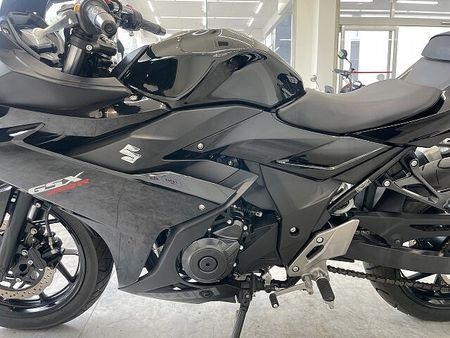 スズキ GSX250R GSX250R 2021年モデル/USB電源/スクリーン/フェンダーレス 28