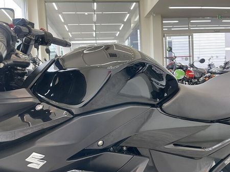 スズキ GSX250R GSX250R 2021年モデル/USB電源/スクリーン/フェンダーレス 34