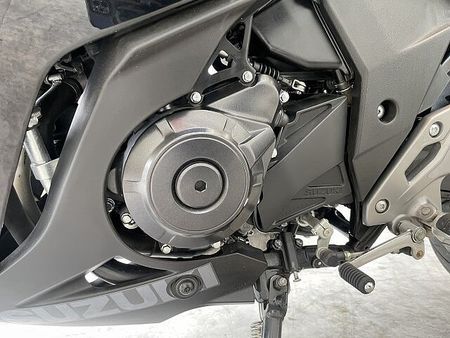 スズキ GSX250R GSX250R 2021年モデル/USB電源/スクリーン/フェンダーレス 38
