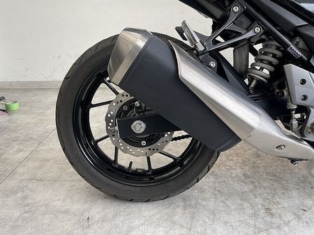 スズキ GSX250R GSX250R 2021年モデル/USB電源/スクリーン/フェンダーレス 4
