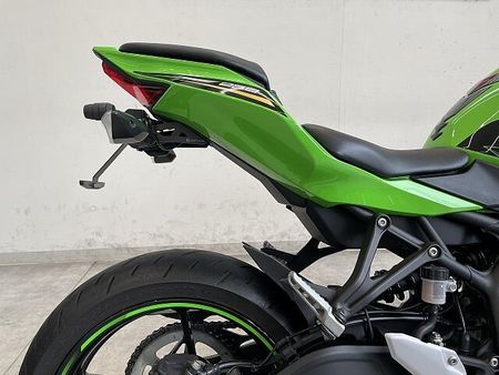 カワサキ ZX-25R Ninja ZX-25R SE 2021年モデル/エンジンスライダー/フェンダーレス 15