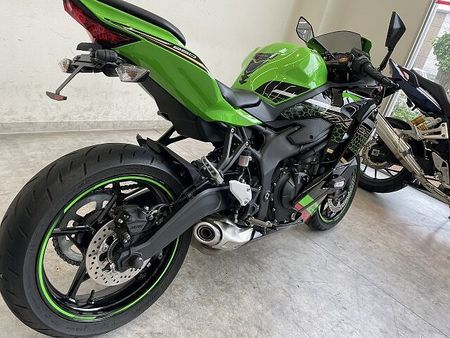 カワサキ ZX-25R Ninja ZX-25R SE 2021年モデル/エンジンスライダー/フェンダーレス 3