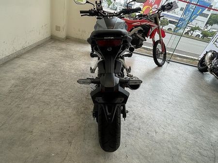 ホンダ CB250R CB250R 2018年モデル/外装塗り/グリップヒーター/エンドゥランスサイレンサー/フ 11