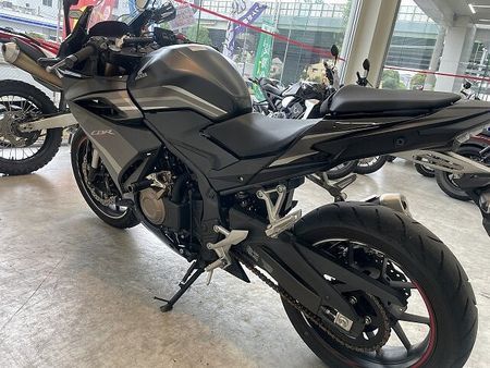 ホンダ CBR400R CBR400R 2022年モデル/USB電源付きマルチバー/ 12