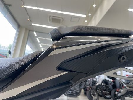 ホンダ CBR400R CBR400R 2022年モデル/USB電源付きマルチバー/ 23