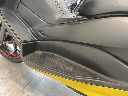 ヤマハ XMAX 250 XMAX 2018年モデル/グリップヒーター/トップケース/USB電源/ビームスサイレンサ 39