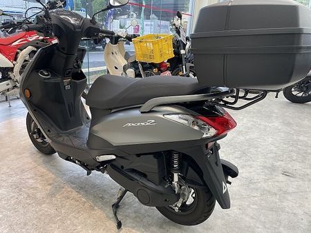 ヤマハ アクシス Z AXIS Z 2024年モデル/リアボックス付き/USB電源!! 12