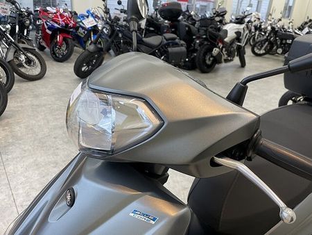 ヤマハ アクシス Z AXIS Z 2024年モデル/リアボックス付き/USB電源!! 37