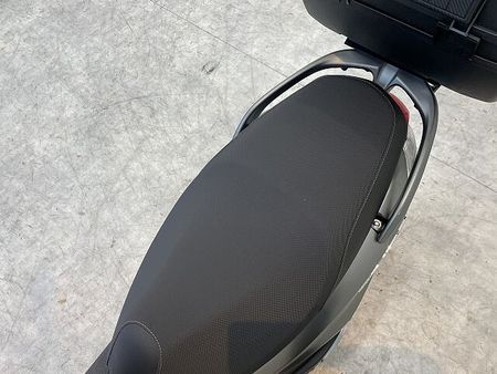 ヤマハ アクシス Z AXIS Z 2024年モデル/リアボックス付き/USB電源!! 5