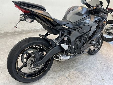 カワサキ ZX-25R Ninja ZX-25R SE【マル得】2022年モデル/フェンダーレス/エンジンスライダ 3