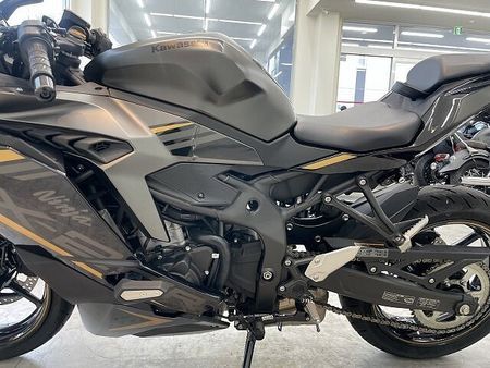 カワサキ ZX-25R Ninja ZX-25R SE【マル得】2022年モデル/フェンダーレス/エンジンスライダ 25