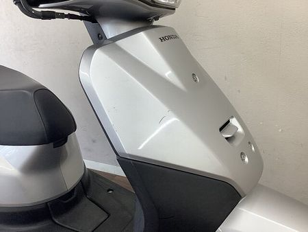 ホンダ タクト ベーシック タクト・ベーシック 燃料計・時計付きのメーター等日常の使いやすさを追究したスタンダードスク 39
