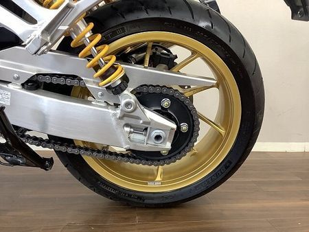 ホンダ CB1300スーパーフォア 【マル得】★CB1300スーパーフォア★ 絢爛な色使いが目を惹くSP!ワンオーナー車!!! 34