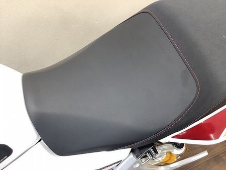 ホンダ CB1300スーパーフォア 【マル得】★CB1300スーパーフォア★ 絢爛な色使いが目を惹くSP!ワンオーナー車!!! 36