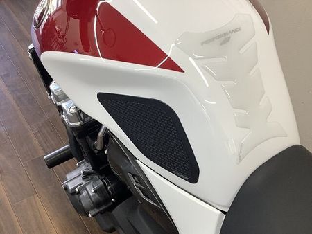 ホンダ CB1300スーパーフォア 【マル得】★CB1300スーパーフォア★ 絢爛な色使いが目を惹くSP!ワンオーナー車!!! 40