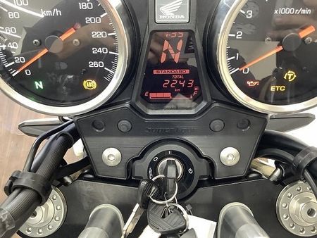 ホンダ CB1300スーパーフォア 【マル得】★CB1300スーパーフォア★ 絢爛な色使いが目を惹くSP!ワンオーナー車!!! 4
