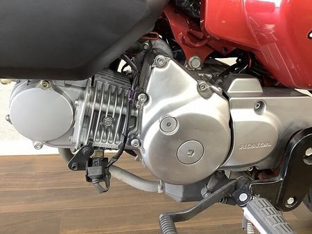 ホンダ モンキー125 モンキー125 見るほど愛着が湧くコクのあるデザインが特徴のミニバイク!日常使いから遊びま 28