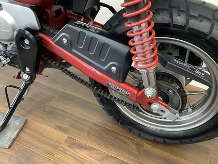 ホンダ モンキー125 モンキー125 見るほど愛着が湧くコクのあるデザインが特徴のミニバイク!日常使いから遊びま 32