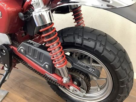 ホンダ モンキー125 モンキー125 見るほど愛着が湧くコクのあるデザインが特徴のミニバイク!日常使いから遊びま 35