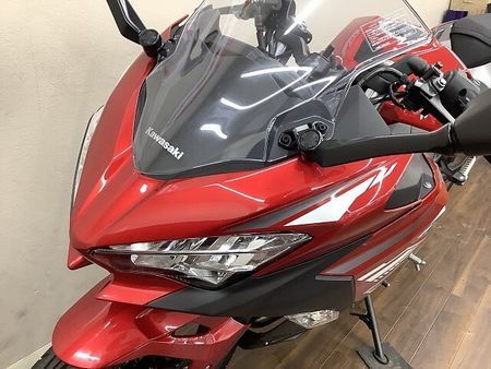 カワサキ ニンジャ 250 ニンジャ250 NINJAシリーズでは珍しいレッドカラーが目を惹く2022年モデル! 18