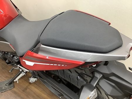 カワサキ ニンジャ 250 ニンジャ250 NINJAシリーズでは珍しいレッドカラーが目を惹く2022年モデル! 39