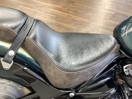 ヤマハ ドラッグスター400 ドラッグスター400 足つき良好で取り扱い易い国産アメリカン!個性的なツートンカラーシート 28