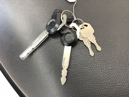 ヤマハ NMAX NMAX スポーツスクーターとしての存在感と走りを具現化させた1台!距離も浅めでこれから長 11